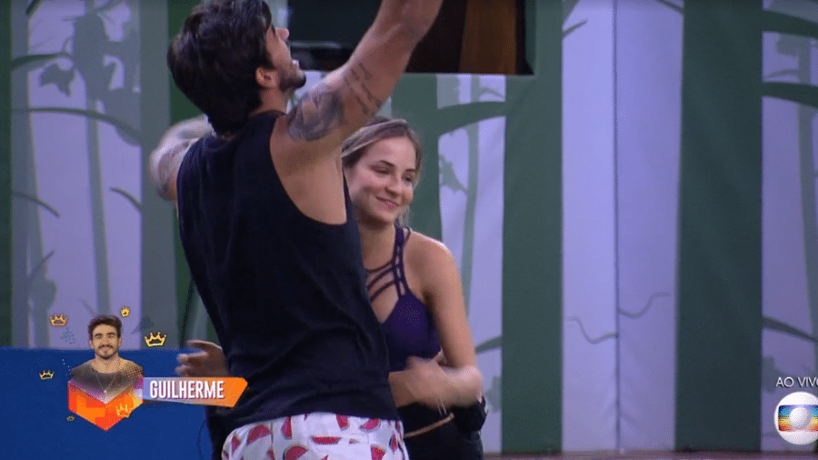 Guilherme recebe o líder de Gabi no Big Brother Brasil 20 - Reprodução/TV Globo