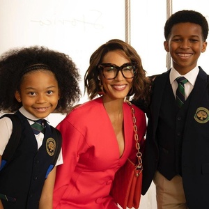 Lisa, vivida pela atriz Nicole Ari Parker (ao centro), será a nova melhor amiga de Carrie - Reprodução/Instagram - Reprodução/Instagram