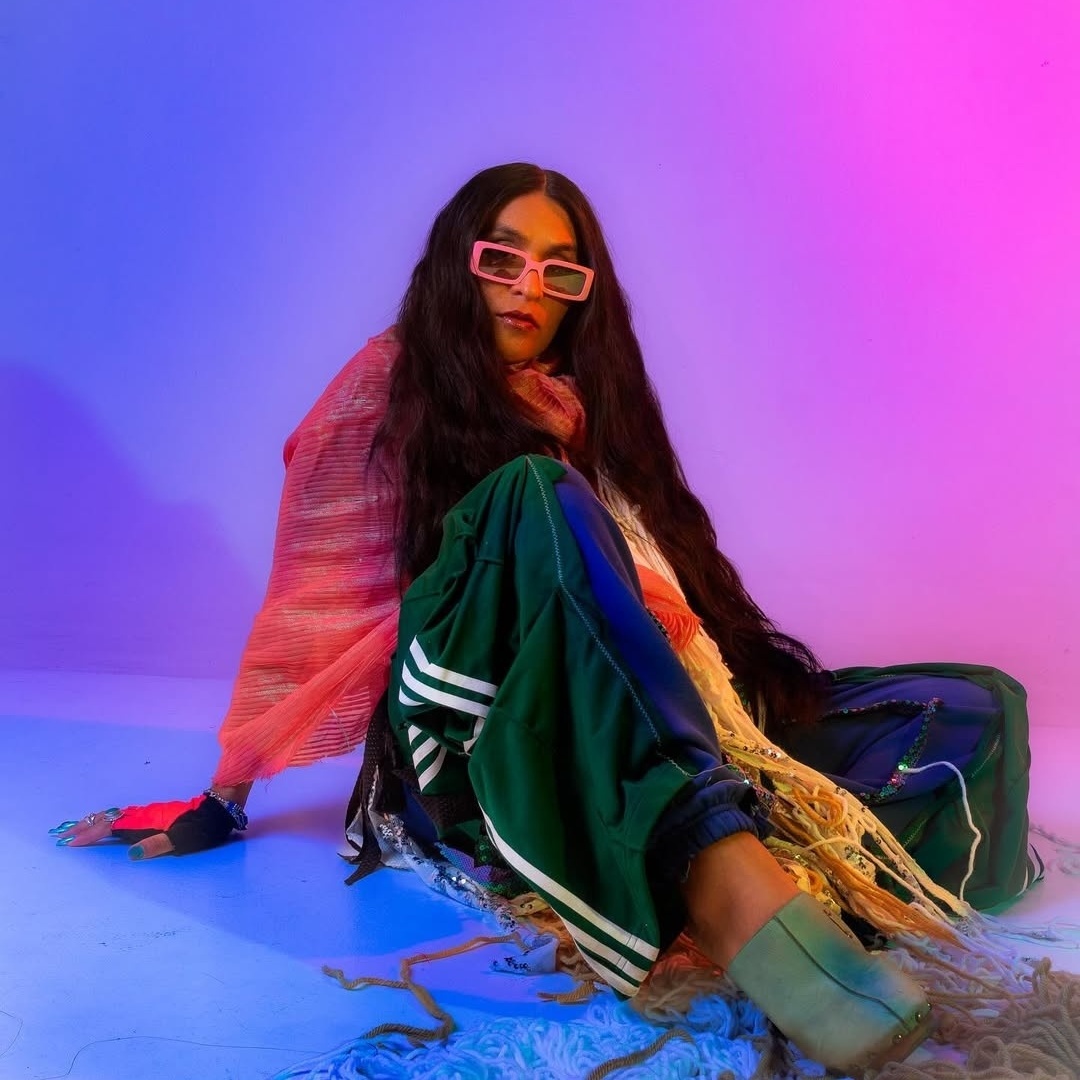 Brisa Flow: quem é a rapper indígena atração do Psica 2024