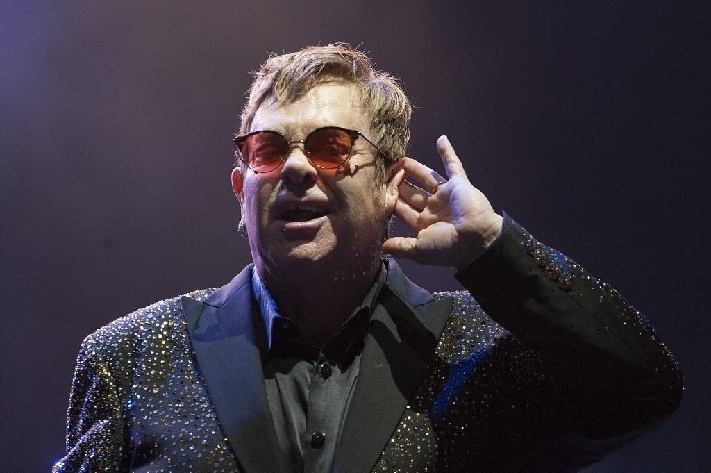 Encerrando a noite, Elton John entrega sua coleção de clássicos em São Paulo - Reinaldo Canato/UOL