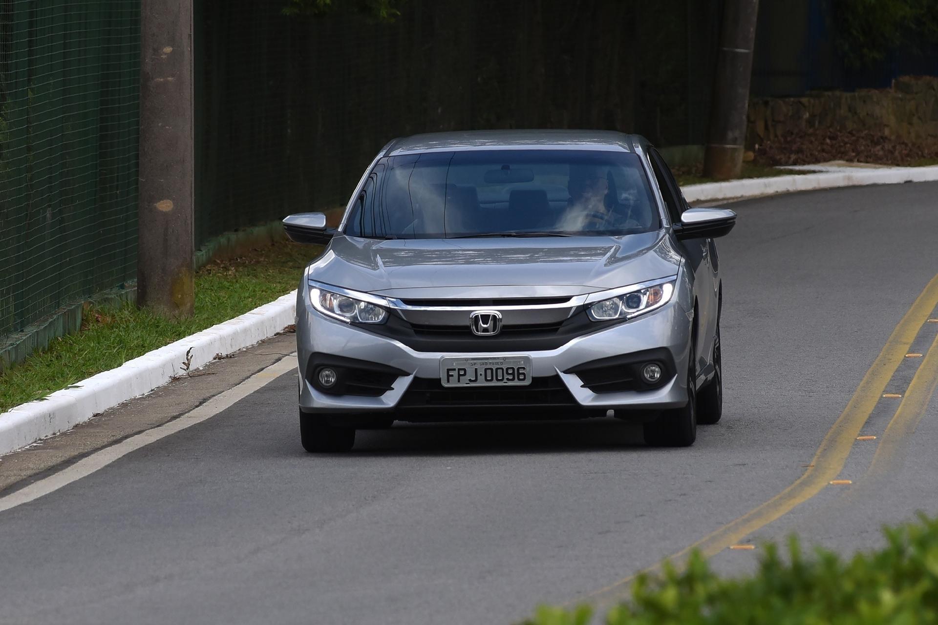 Honda Civic EXL - Murilo Góes/UOL