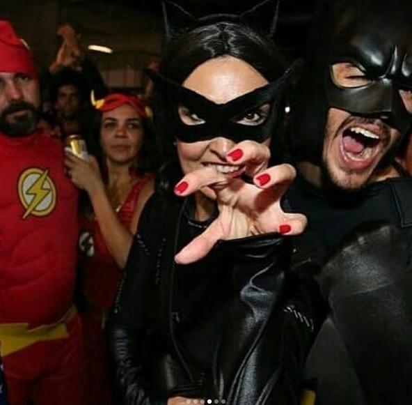 Fátima Bernardes e Túlio Gadêlha se divertiram fantasiados de personagens dos quadrinhos - Reprodução/Instagram