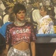 Bruna Marquezine chega a camarote na Sapucaí com cabelo curtinho - Laís Gomes / UOL