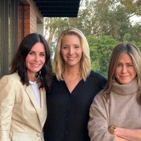 Courtney Cox, Lisa Kudrow e Jennifer Aniston posam juntas - Reprodução/Instagram