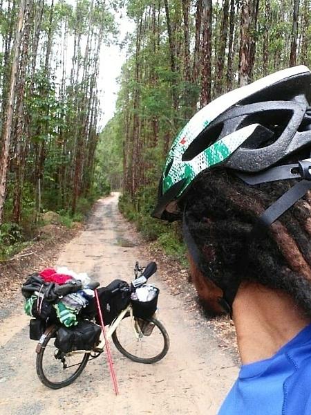 Eduardo e Cajuína na estrada - Arquivo pessoal - Arquivo pessoal