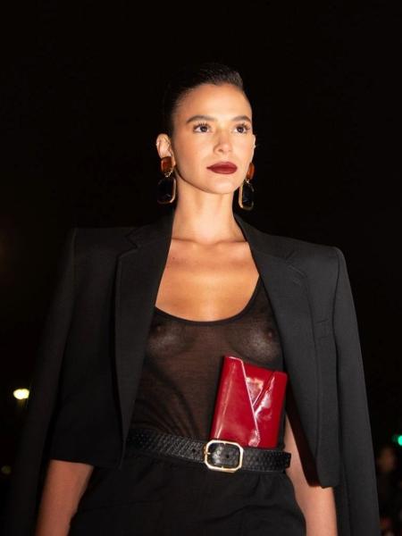 A atriz Bruna Marquezine na Semana de Moda em Paris - Reprodução/Instagram