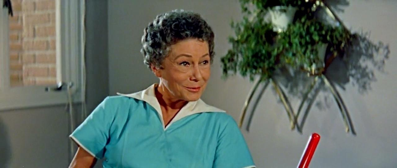 Thelma Ritter  em cena de "Confidências à Meia-Noite" (1959) - Divulgação