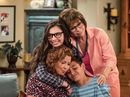 Cena da segunda temporada de "One Day at a Time", da Netflix - Adam Rose/Netflix