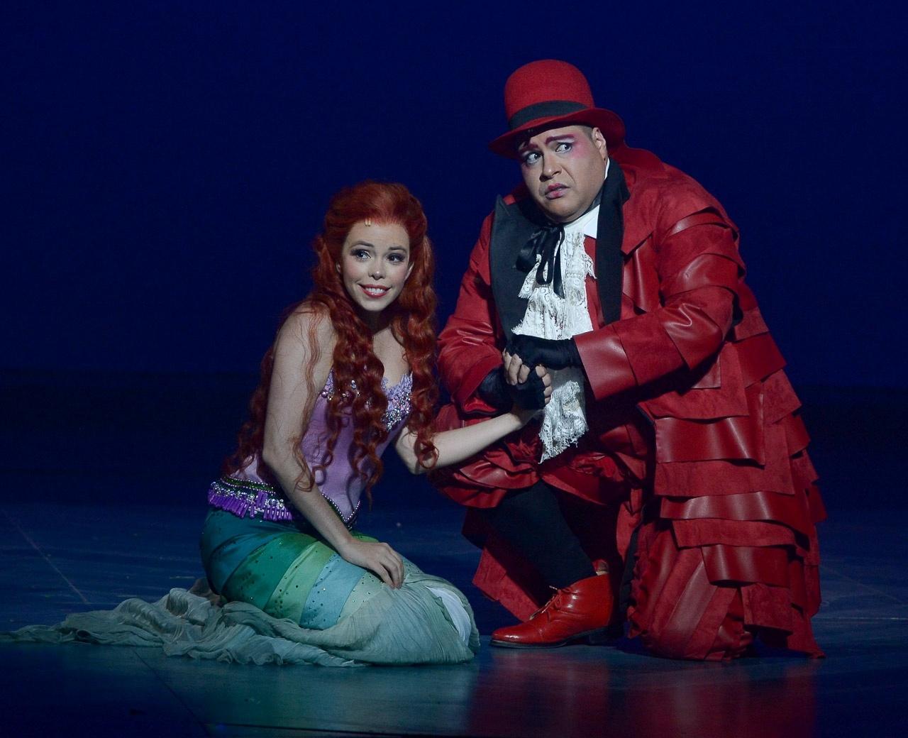 Fabi Bang e Tiago Abravanel em cena do musical "A Pequena Sereia" - Francisco Cepeda/AgNews