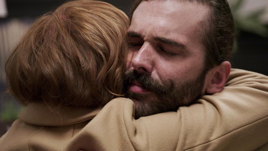 Jonathan se emociona ao reencontrar sua professora do Ensino Médio na quarta temporada de Queer Eye - Divulgação/Netflix