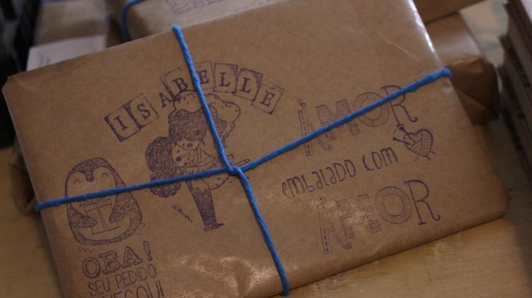 Pacote personalizado da Livraria Simples - Rômulo Cabrera/Ecoa - Rômulo Cabrera/Ecoa