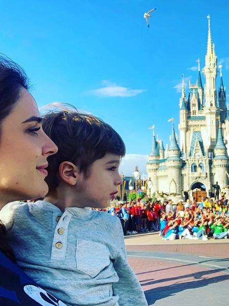 Rafa Brites e o filho, Rocco, na Disney - Reprodução/Instagram