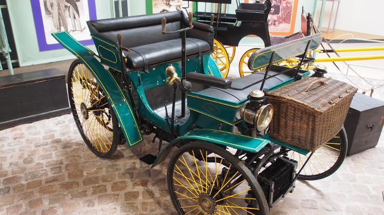 Santos Dumont trouxe carro ao Brasil, mas não foi o 1º a emplacar veículo