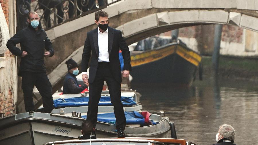 Tom Cruise gravando "Missão: Impossível 7" em Veneza, na Itália - AFP