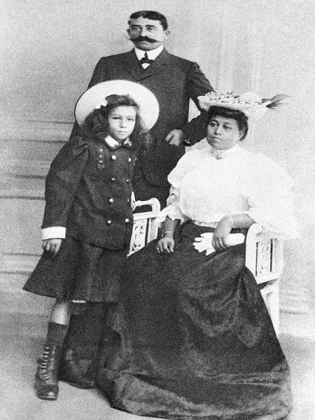 Cândida de Medeiros com seu esposo Achilles Beraud e a filha Clotilde