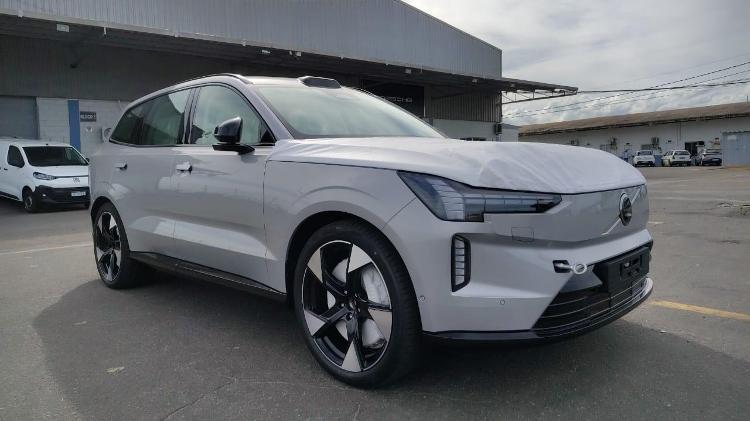 Volvo EX90 traz acabamento de luxo e tração integral, totalmente elétrica Volvo EX90 traz acabamento de luxo e tração integral, totalmente elétrica
