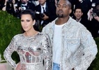 Que tal? Kanye West vai ao Met Gala usando jeans rasgados e lentes verdes - Reprodução/Instagram