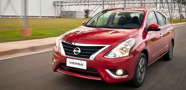 Nissan Versa CVT 2017 - Divulgação - Divulgação