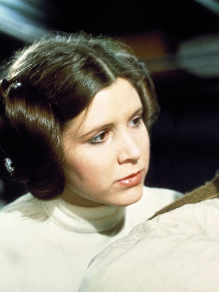 Mark Hamill presta homenagem a 'irmã espacial' Carrie Fisher