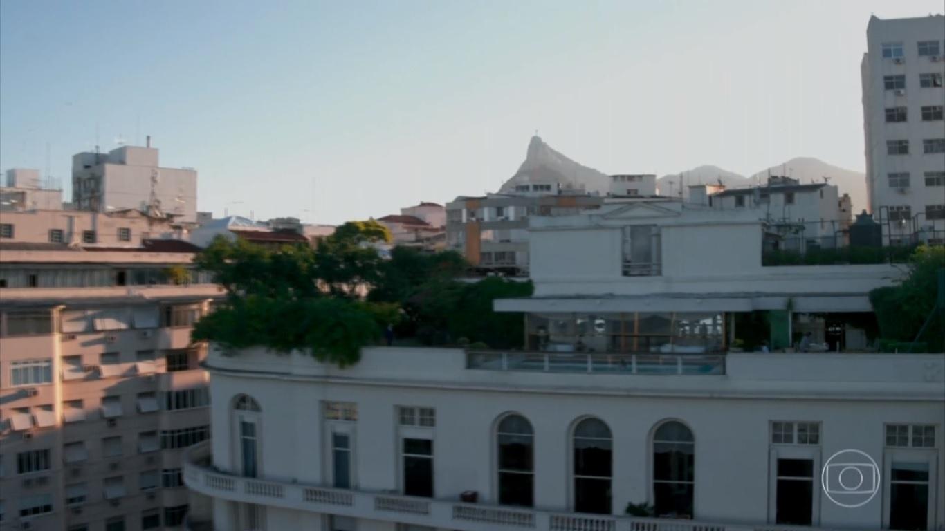 Cobertura de Natanael (Juca de Oliveira) em "O Outro Lado do Paraíso" - Reprodução/TV Globo