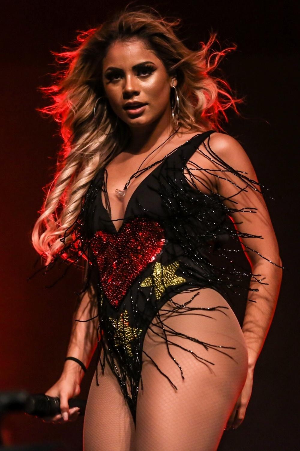 Lexa faz show em abertura de sua turnê - Roberto Filho/Brazil News