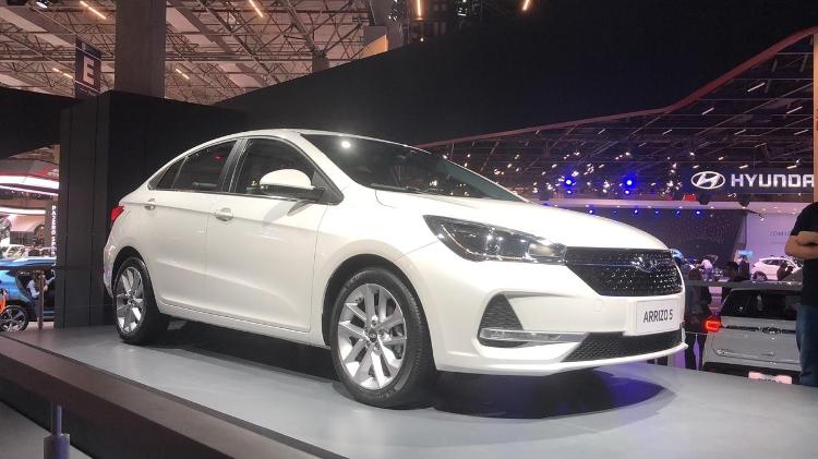 Caoa Chery Arrizo 5 ganhou preços oficiais no Salão do Automóvel de SP 2018 - Alessandro Reis/UOL - Alessandro Reis/UOL