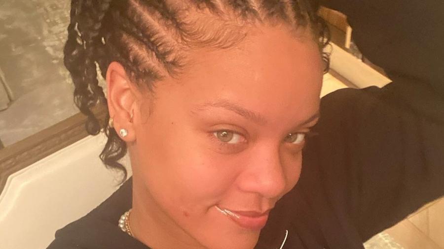 Rihanna: novo visual na primeira selfie do ano - Reprodução/ Instagram