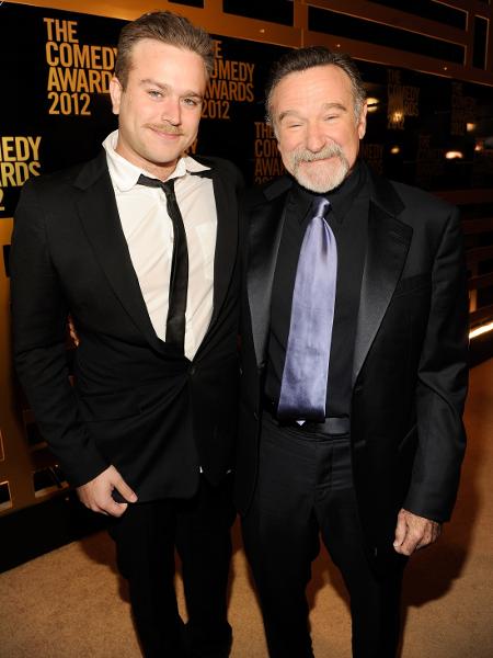 28.04.2012 - Zak Williams e Robin Williams no The Comedy Awards, em Nova York (EUA) - Kevin Mazur/WireImage