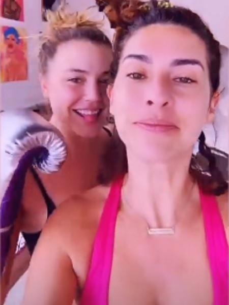 Fernanda Paes Leme e Alice Wegmann treinam juntas durante viagem a Bahia - Reprodução/Instagram