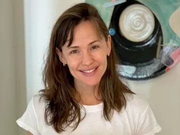 Jennifer Garner lamenta morte de amiga em incêndio na Califórnia: 'Culpada'