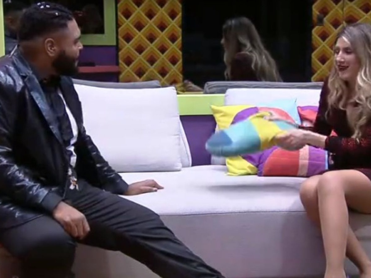 Dani Calabresa e Paulo Vieira 'invadem' casa do 'BBB' na final