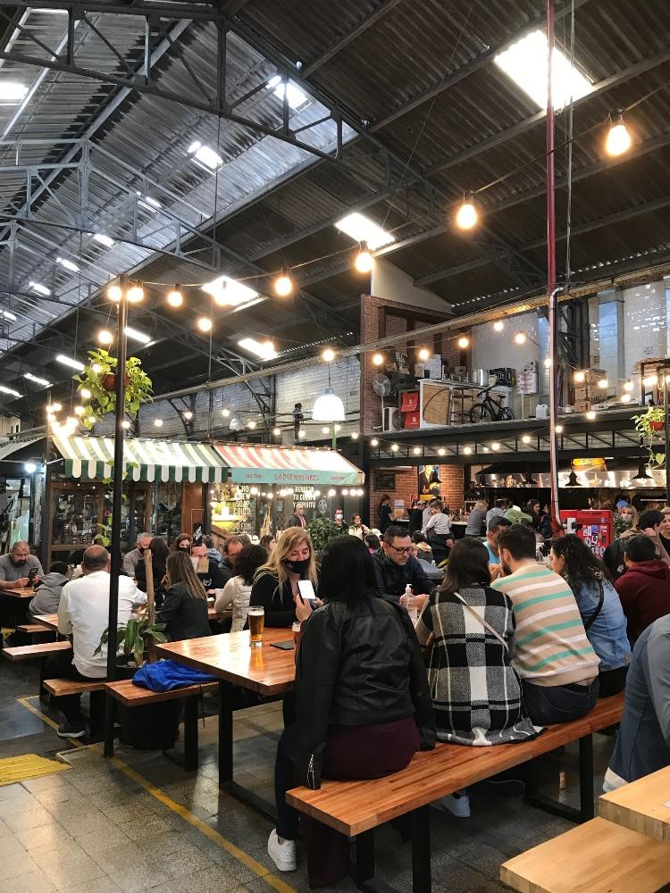 Buenos Aires vive uma recuperação dos turistas, que lotam os novos mercados gastronômicos da capital - Lucila Runnacles - Lucila Runnacles
