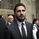 20.02.2015 - Shia LaBeouf sai de tribunal da justiça em Nova York - REUTERS/Brendan McDermid