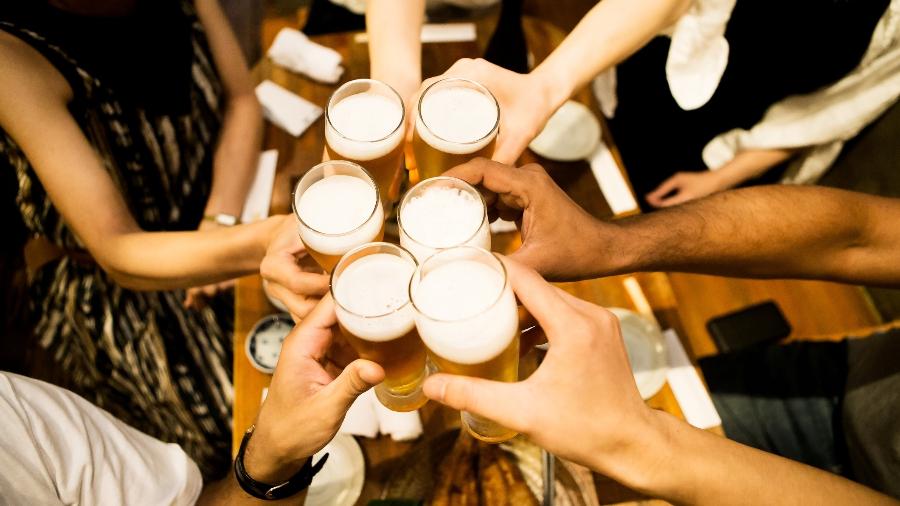 O aumento do consumo de cerveja foi o composto por mulheres de 40 a 49 anos, segundo pesquisa - Taiyou Nomachi/Getty Images