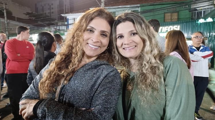 Débora e Telma: mãe e tia esperam fã que foi a segunda noite de shows de Taylor Swift em SP