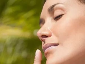Seis táticas para você cuidar bem dos seus lábios no verão
