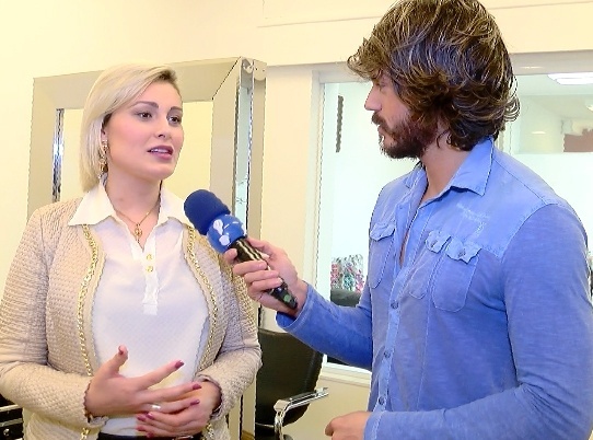 20.jul.2015 - Andressa Urach fala sobre sua nova postura em programa de TV