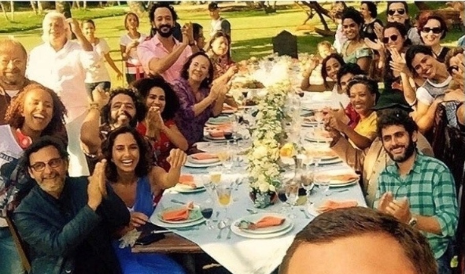 29.set.2016- Mariene de Castro mostra clima de alegria no último dia de gravação de "Velho Chico" - Reprodução/Instagram