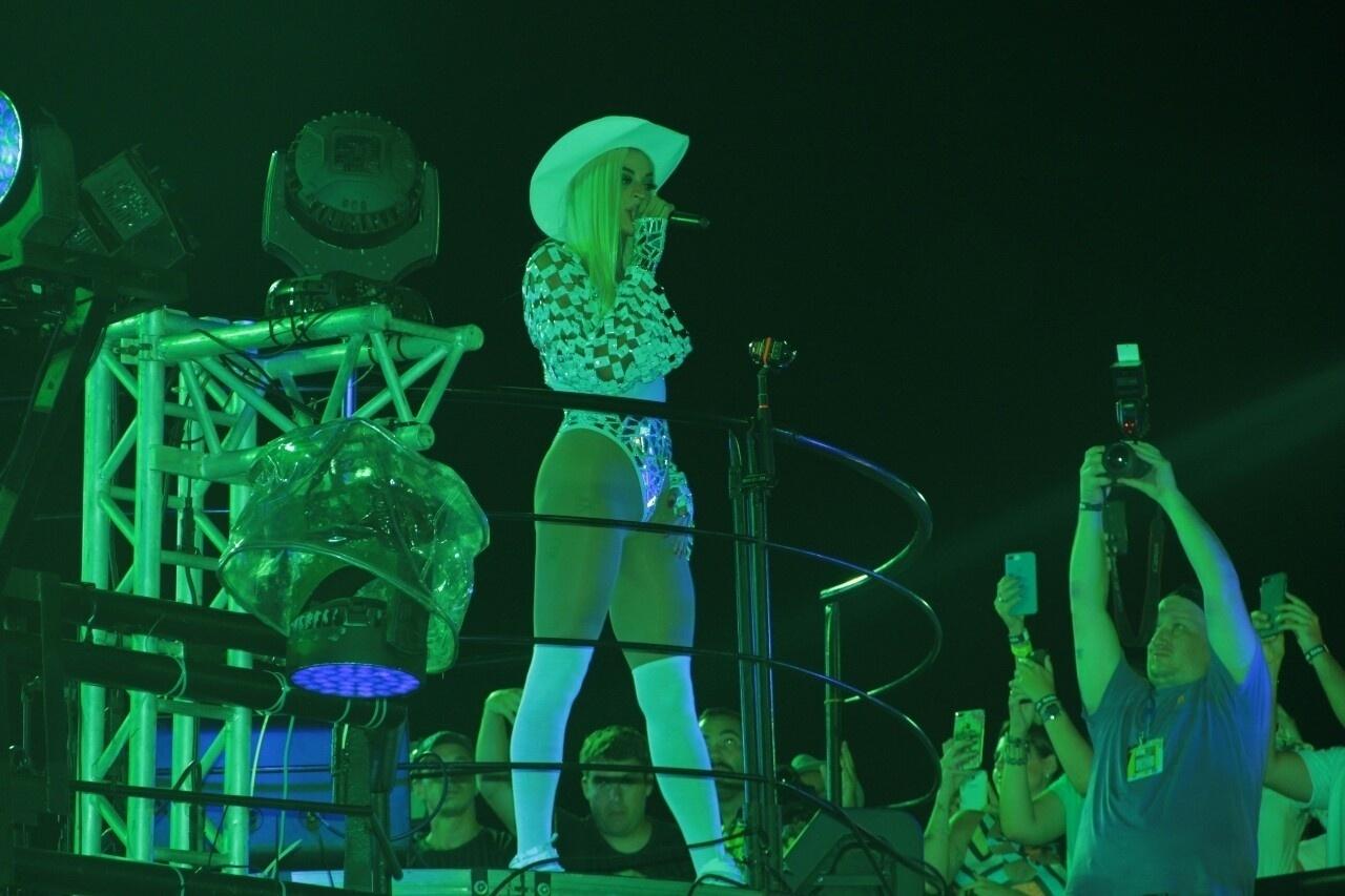 Pabllo Vittar no trio em Salvador - JC Pereira/AgNews