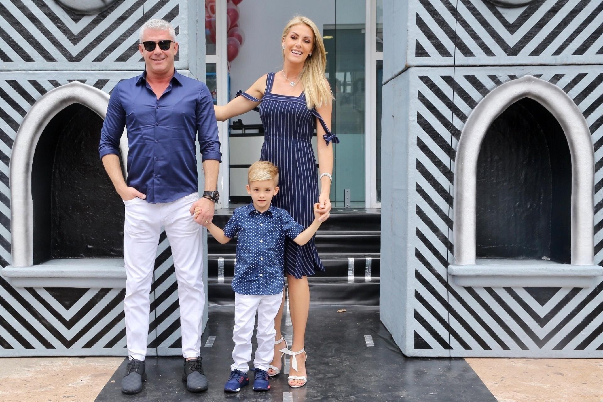 Ana Hickmann e o marido, Alexandre Corrêa, comemoraram o aniversário do filho em um buffet no bairro de Moema, São Paulo - Manuela Scarpa/Brazil News