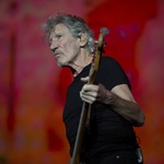 Roger Waters teve o show encurtado pela chuva em Porto Alegre - Leo Caobelli/UOL