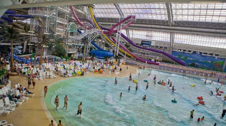 Parque aquático do West Edmonton Mall, no Canadá - GoToVan/www.flickr.com/photos/gotovan/21485633243 - GoToVan/www.flickr.com/photos/gotovan/21485633243