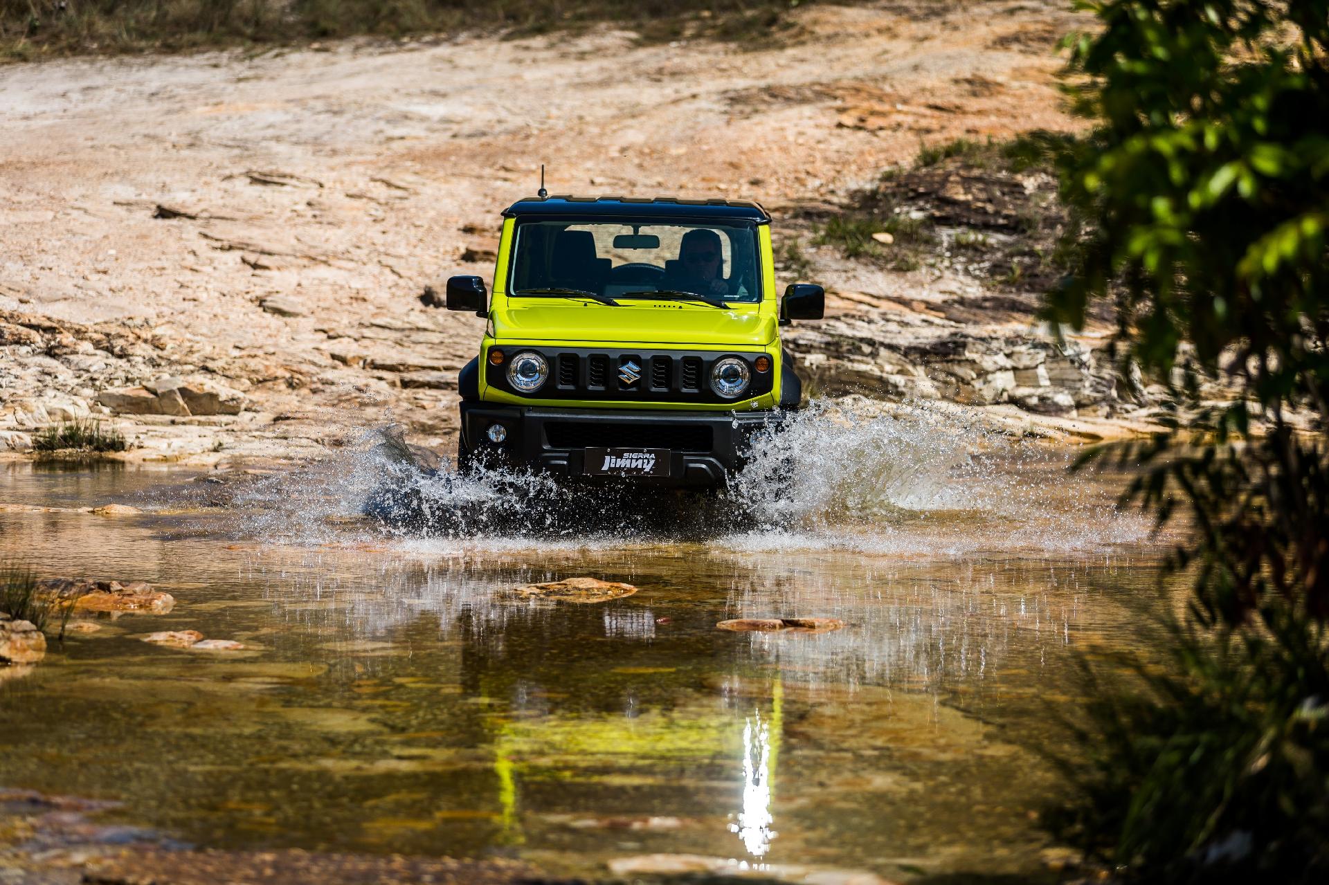 Suzuki jimny sierra комплектации