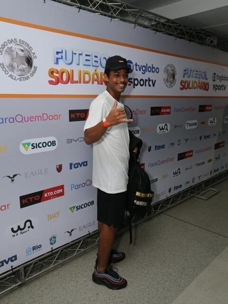 Juan Paiva no Futebol Solidário do Domingão