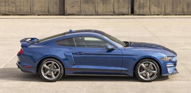 Família vai crescer? Ford já teria mostrado Mustang sedã a concessionários