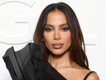 No skincare, Anitta é 'gente como a gente' e truque é possível para todas