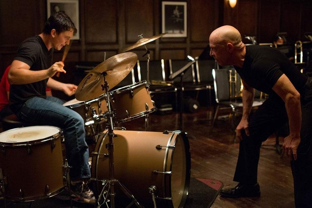 Miles Teller (à esquerda) e J.K. Simmons em cena de "Whiplash: Em Busca da Perfeição" (2014) -
                                                    Divulgação