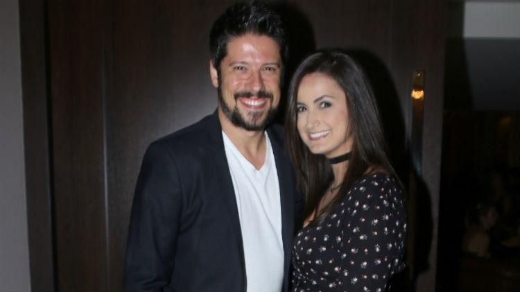 Namorada de Phelipe Siani, Mari foi elogiada pela apresentadoras Fátima Bernardes e Fernanda Gentil - AgNews - AgNews