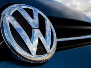 Paralisações atingem 9 fábricas da Volkswagen na Alemanha