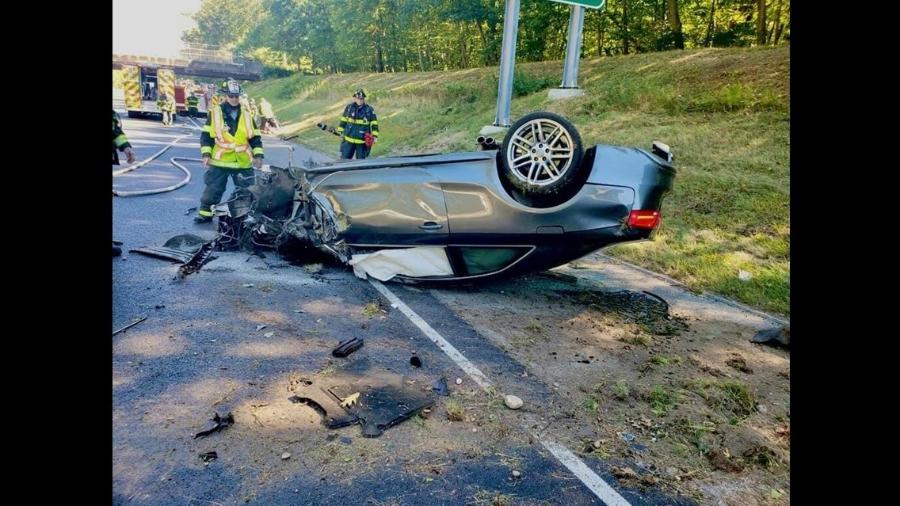 Audi S5 bate em estrada nos EUA - CSP
